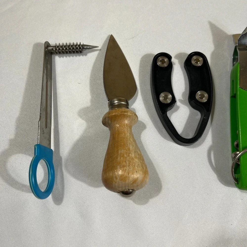 Vintage Kitchen Tool Gadget Lot Melon Baller Apple Corer Foil Cutter